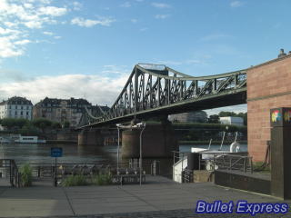 鉄の橋(Eiserner Steg)