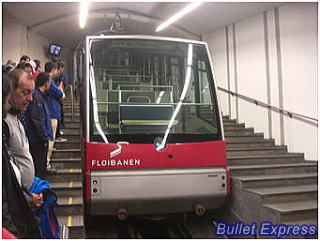 フロイエン山へのケーブルカー