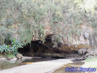 Tham Lot cave(鍾乳洞)